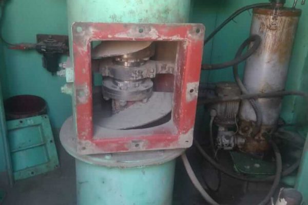 Replacement of Vertical Screw Conveyor. (2)